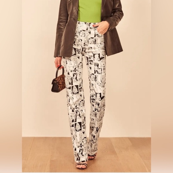 Reformation Denim - Reformation Newsprint High Rise straight long jeans in Comic Size 23